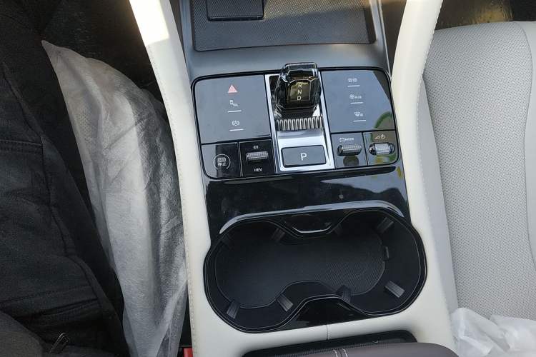 Used BYD Song PLUS New Energy 2025 DM-i 112KM Prestige Model
