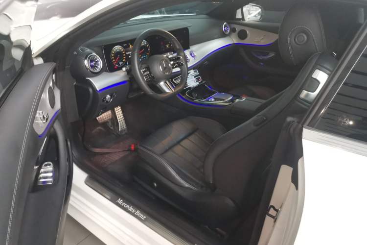 Used Mercedes-Benz E-Class 2021 E 260 Coupe
