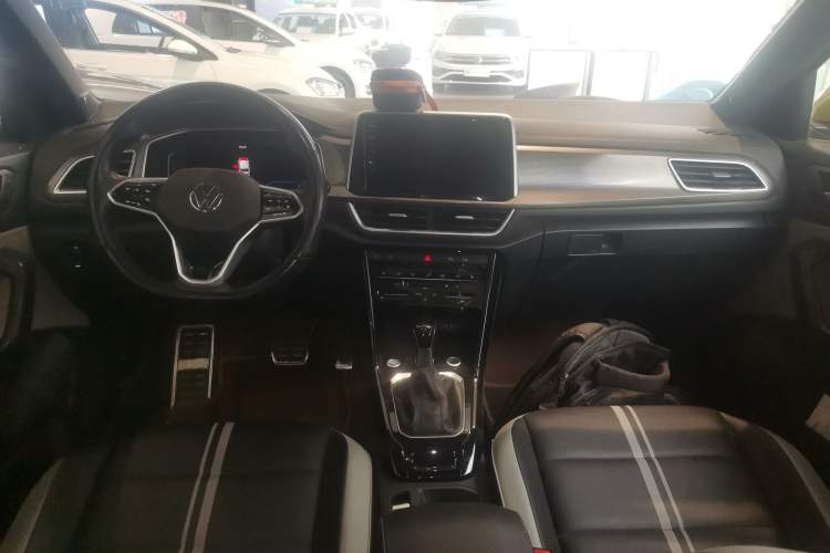 Used Volkswagen T-ROC 2023 300TSI DSG Two-Wheel Drive Starlight Edition