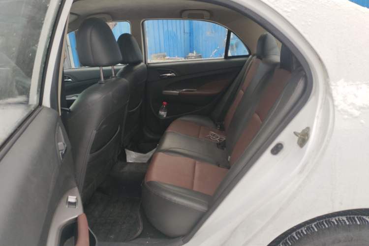 Used BYD F3 2015 Energy-Saving Edition 1.5L Manual Luxury Model