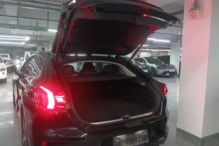 Used Zeekr 001 2023 WE Edition 100 kWh
