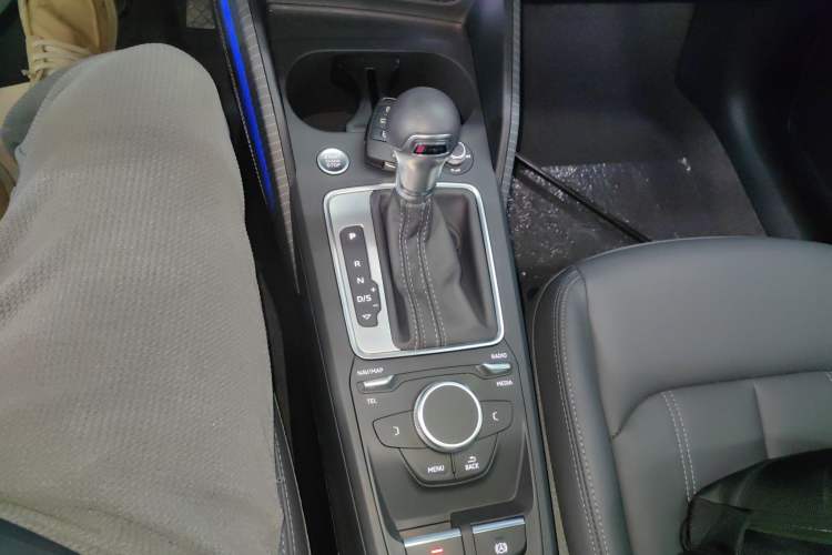 Used Audi Q2L 2022 35 TFSI Fashionable and Elegant Model