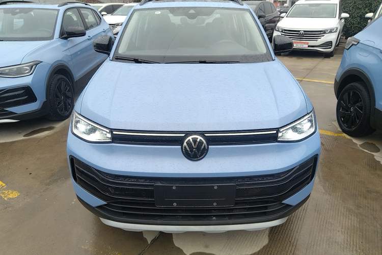 Used Volkswagen Tharu 2025 NewRui 300TSI Prestige Edition