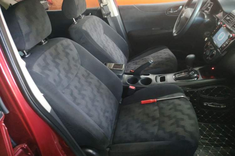 Used Nissan Tiida 2011 1.6L CVT Comfort Model
