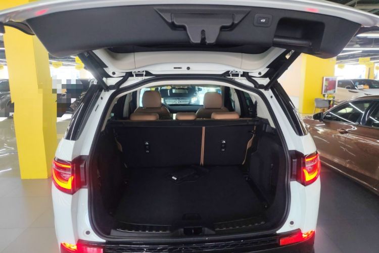 Used Land Rover Discovery Sport 2024 Luxury Custom Edition
