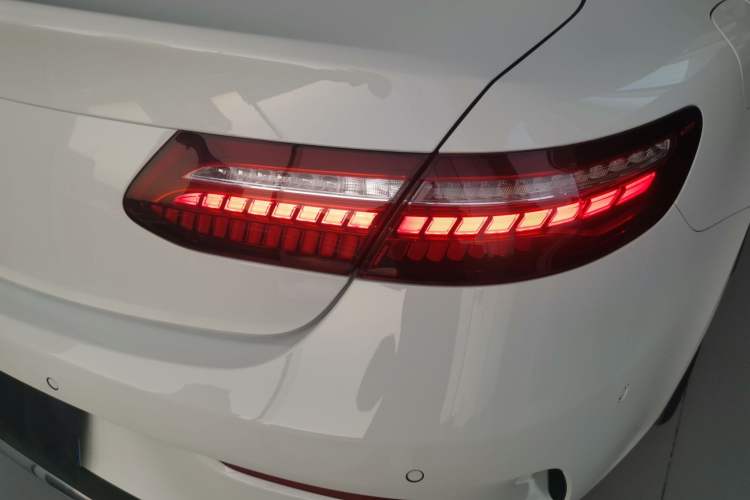 Used Mercedes-Benz E-Class 2021 E 260 Coupe
