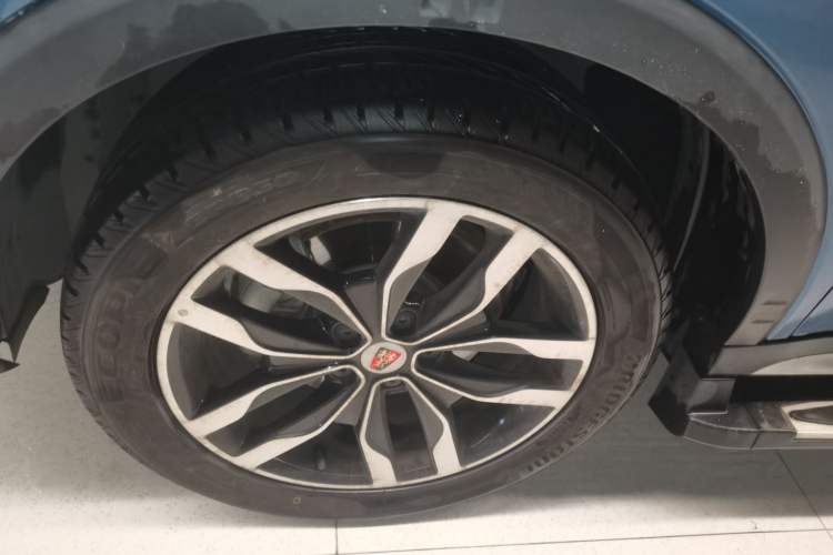 Used Roewe RX5 2016 20T Two-Wheel Drive Automatic Internet Smart Edition