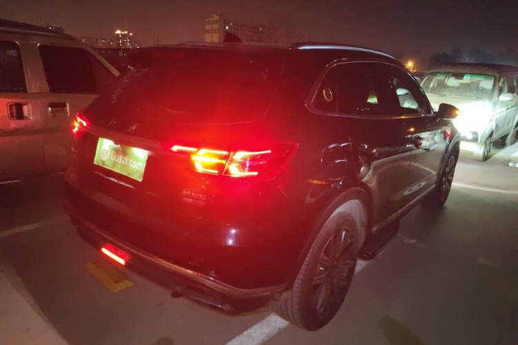 Used Hongqi HS5 2022 Facelifted Version 2.0T Smart Connect Flagship All-Wheel-Drive Edition