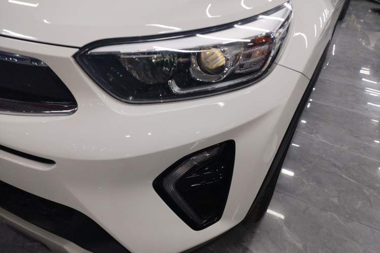 Used Kia kx1 Stonic 2021 1.4L CVT Fun Edition