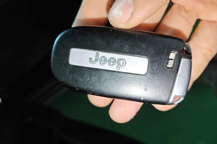 Used  Grand Cherokee 2020 3.0L Professional Navigation Edition
