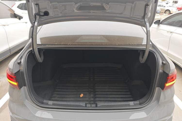 Used Volkswagen Lavida 2023 300TSI DSG Starry Sky Elite Edition
