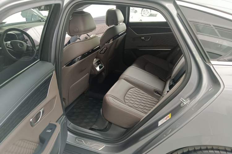 Used BYD Han 2022 DM-i 121KM Luxury Model
