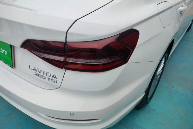 Used Volkswagen Lavida 2021 280TSI DSG Comfort Edition
