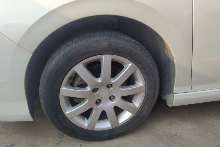 Used Peugeot 308 2014 Enjoy Edition Classic 1.6L Automatic Premium Model
