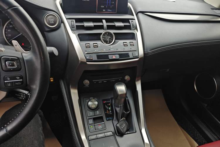 Used Lexus NX 2017 200 All-Wheel Drive Fēngshàng Edition

