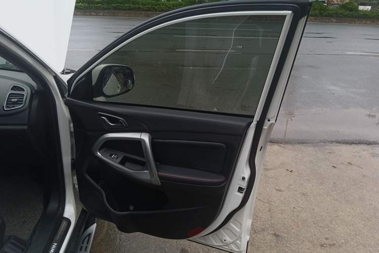 Used Cowin X5 2017 1.5T CVT Flagship Model