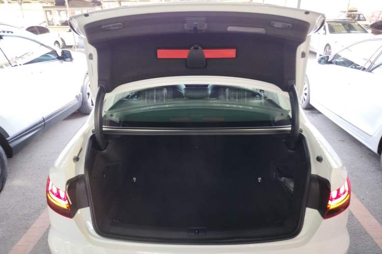 Used Audi A4L 2022 40 TFSI Fashion Dynamic Model
