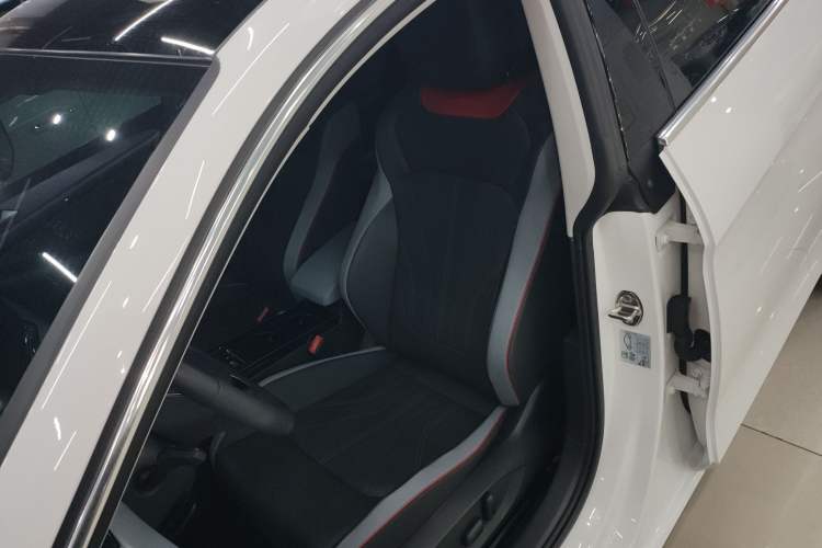 Used Volkswagen Lamando 2024 Lavida L 280TSI DSG Cool & Spicy Edition