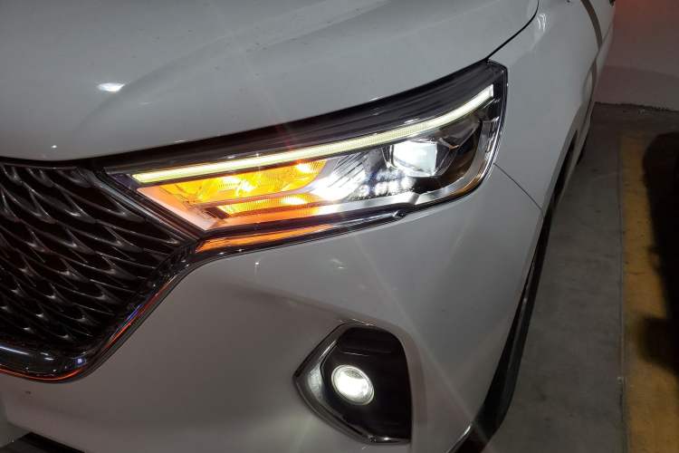 Used Haval M6 2021 PLUS 1.5T DCT Luxury Smart Connectivity Model
