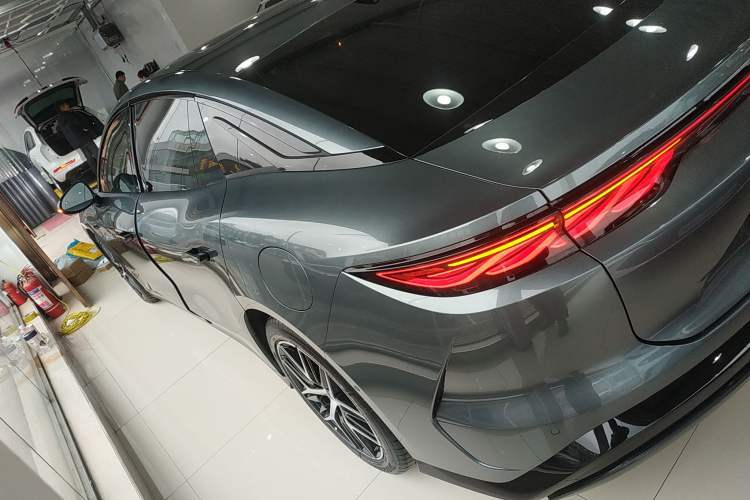 Used BYD Han L 2025 DM-p Four-Wheel-Drive LiDAR Flagship Model
