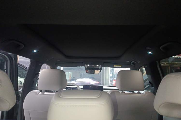 Used Formula Leopard Titanium 3 2025 Model 501KM Rear-Drive Ultra Version
