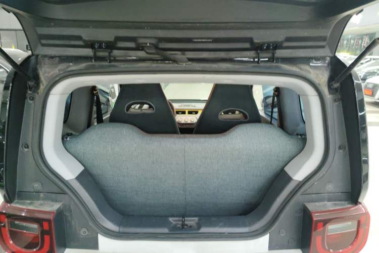 Used Chery QQ Ice Cream 2022 120km Conical Shape Lithium Iron Phosphate
