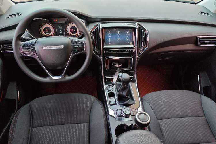 Used Leopaard CS9 2017 1.5L Manual Fashion Model