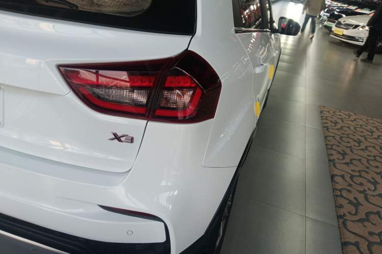 Used Geely Auto Vision X3 2020 1.5L CVT Elite Edition
