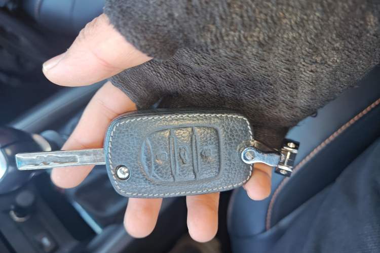 Used Wuling Hongguang S3 2018 1.5T Manual Luxury Model China V Standard
