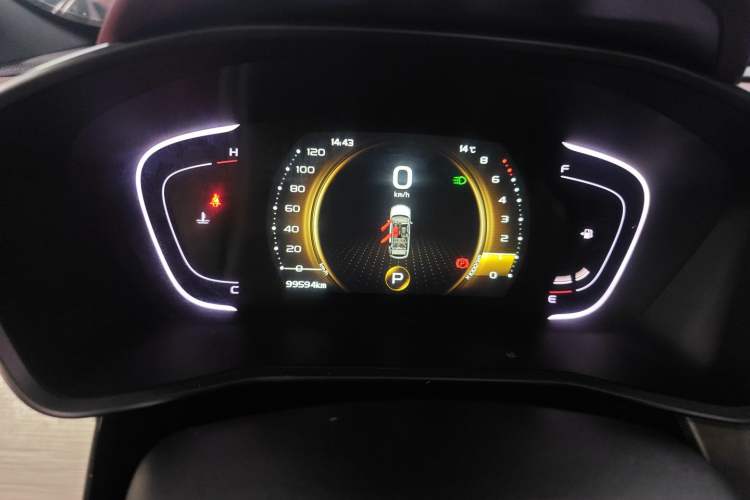 Used Geely Auto Coolray 2019 Sport Model 260T DCT Patrol China V Standard
