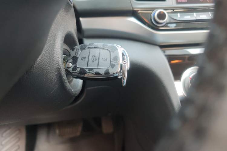 Used Hyundai Elantra 2019 1.5L CVT ZhiXuan – Elite Version
