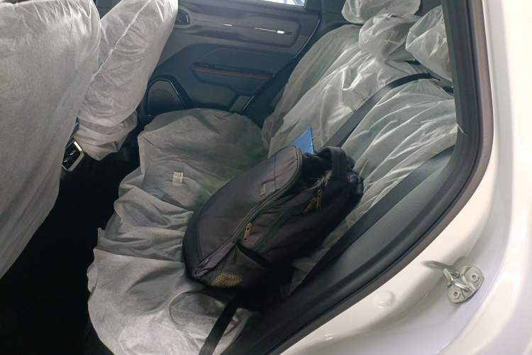 Used Geely Auto Cowboy 2025 1.5TD Trendy Play Edition
