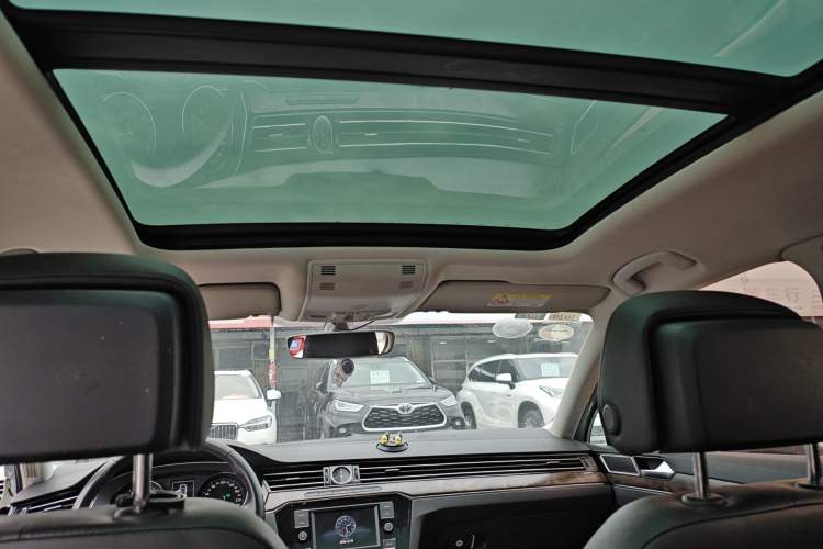 Used Volkswagen Magotan 2018 Facelift 330TSI DSG Luxury Model