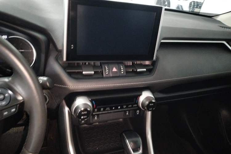 Used Toyota RAV4 2021 2.0L CVT 4x4 Style PLUS Edition
