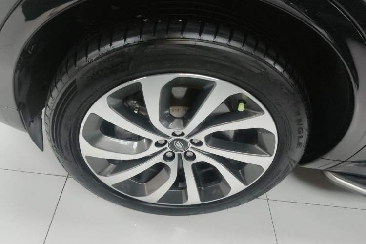 Used Land Rover Discovery Sport 2022 Revised Version 249 PS R-Dynamic S Performance Edition 5 Seats