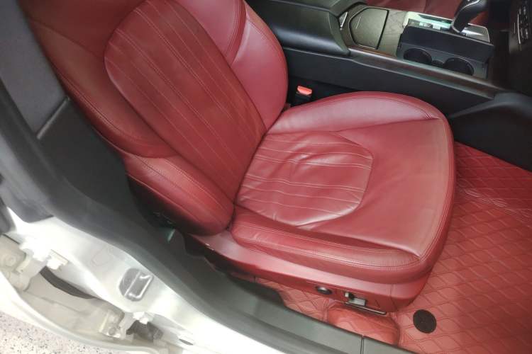 Used Maserati Ghibli 2014 3.0T Standard Edition
