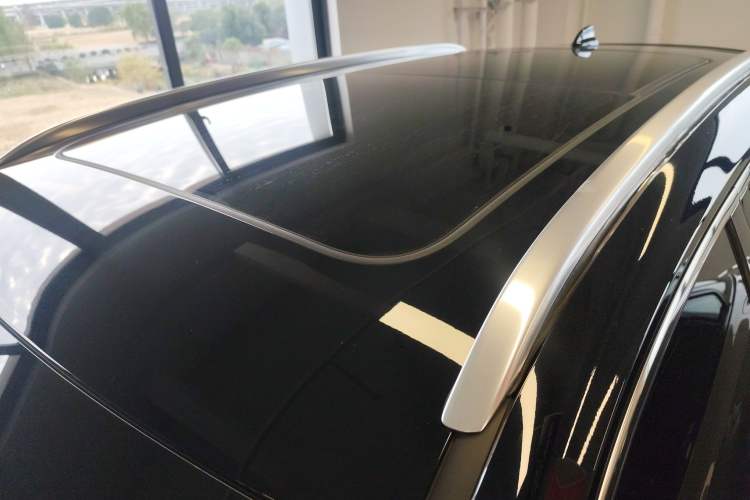 Used Hongqi HS5 2023 2.0T Qixiang Pro Edition
