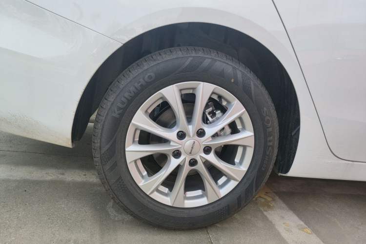 Used Roewe i5 2023 1.5L CVT Luxury Edition
