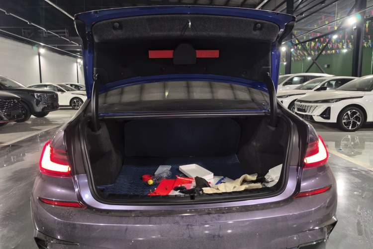 Used BMW 3 Series 2021 Restyled 325Li M Sport Package