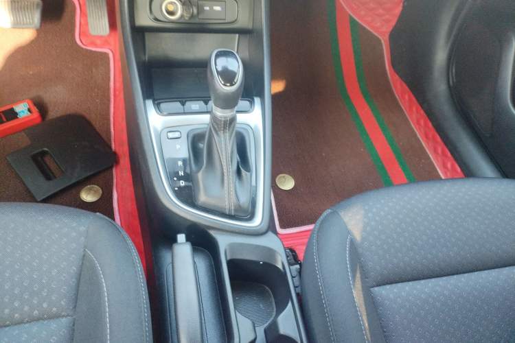 Used Hyundai Celesta 2020 1.6L Automatic GL Enjoyable Edition