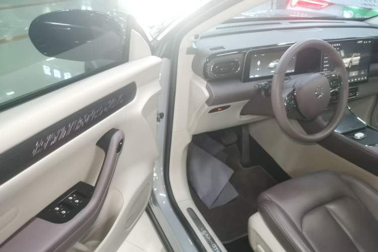 Used Leapmotor C11 2024 All-Electric 580 Luxury Edition
