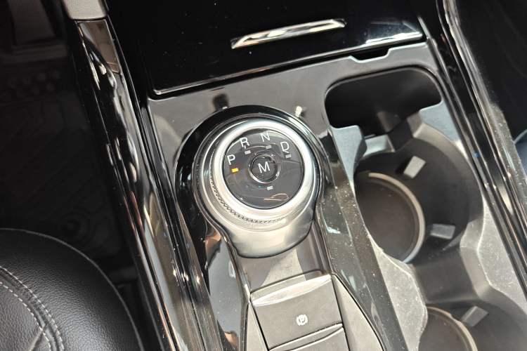 Used Ford Explorer 2020 EcoBoost 285 4x4 Titanium Edition 6 Seats