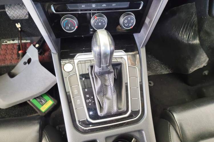 Used Volkswagen Magotan 2018 330TSI DSG Advanced Model
