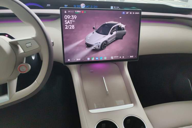 Used Xiaomi Auto YU7 2025 Ultra-Long Range All-Wheel Drive Pro Version
