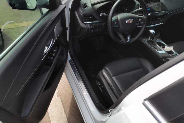 Used Cadillac CT4 2022 28T Luxury Edition
