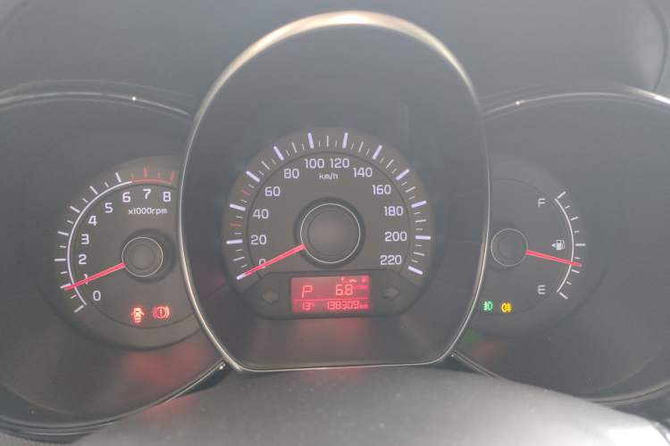 Used Kia K2 2015 Sedan 1.4L Automatic GLS
