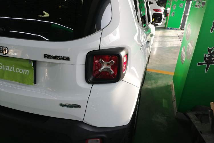 Used  Renegade 2017 180T Automatic Jingneng Edition
