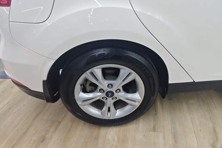 Used Ford Focus 2017 Hatchback 1.6L Automatic Comfort Plus SmartDrive Edition
