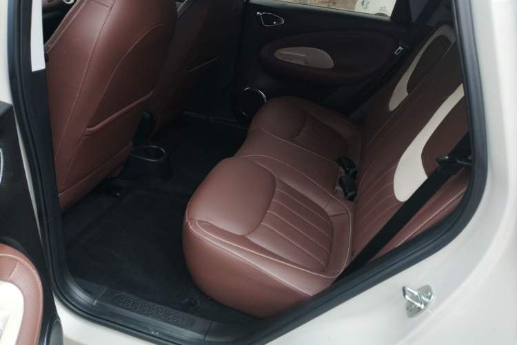 TDK.VehicleDetails.img