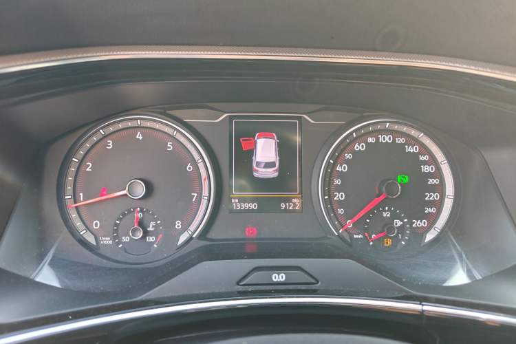 Used Volkswagen Tayron 2019 330TSI Two-Wheel Drive Luxury Model China VI Standard